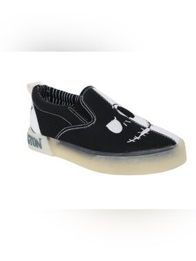 Kids Black Slip-On Skate Shoe with Skull Graphic